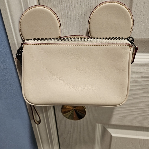 Coach x Disney Mickey Mouse wristlet - Picture 2 of 12